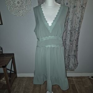 SHEIN Curve Mint Top